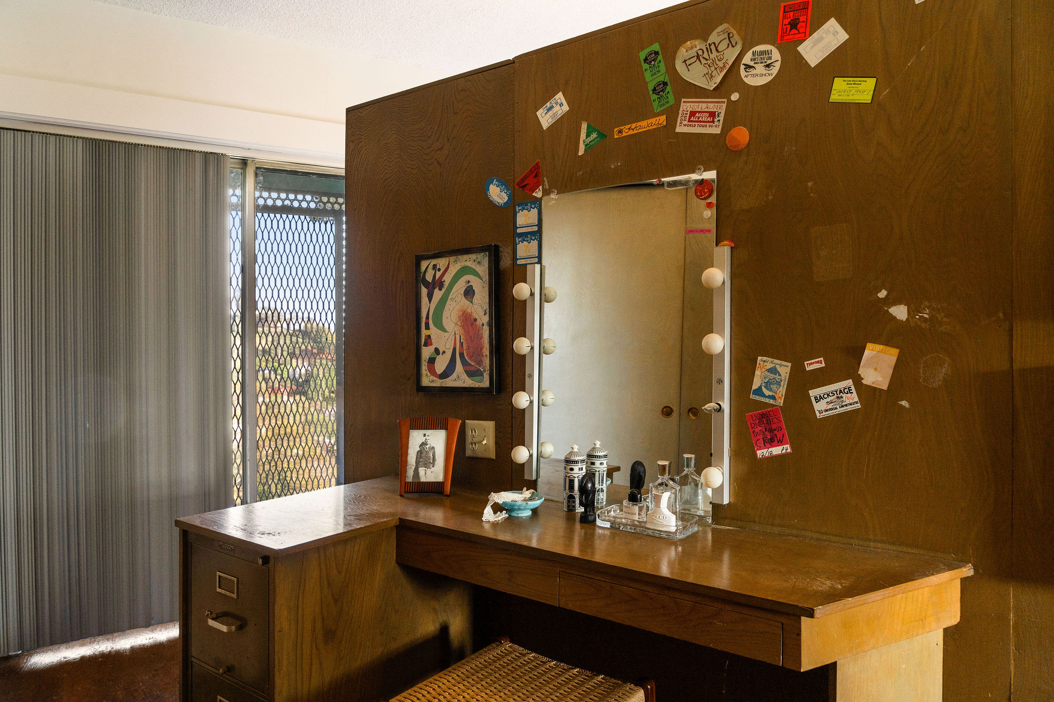 <?php the_title(); ?> - Gallery