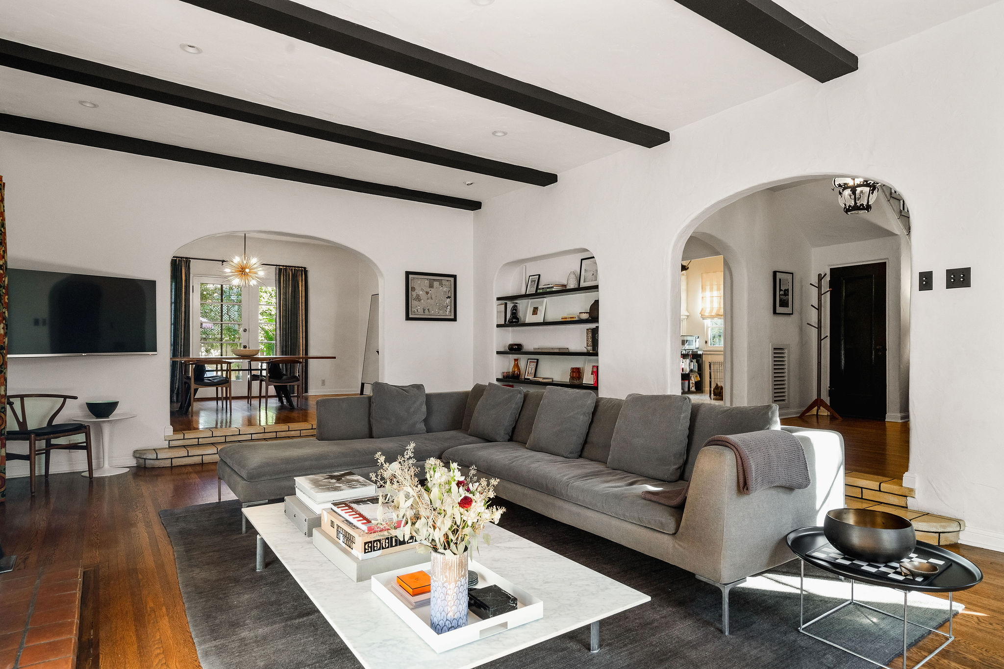 <?php the_title(); ?> - Gallery