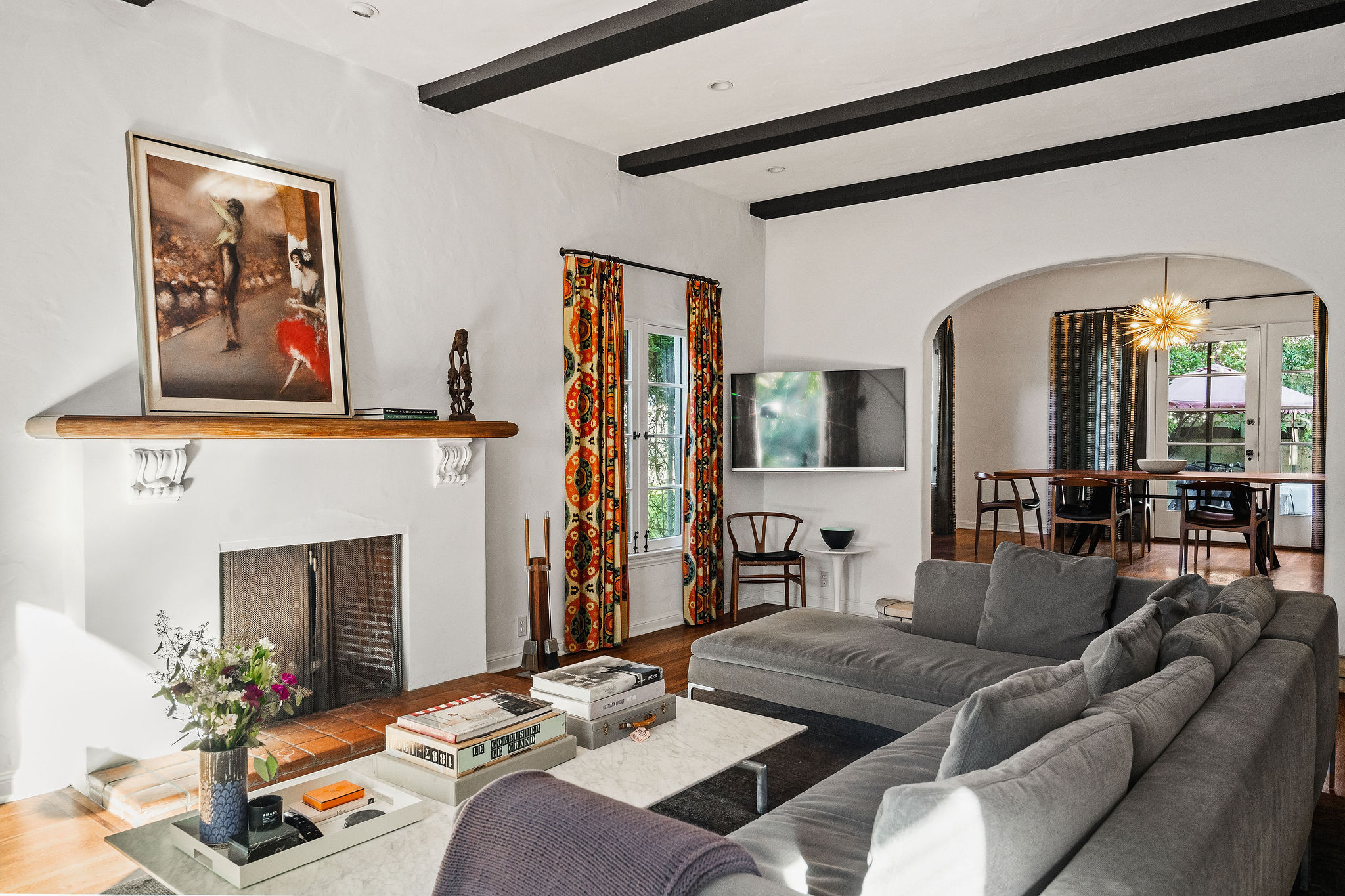 <?php the_title(); ?> - Gallery