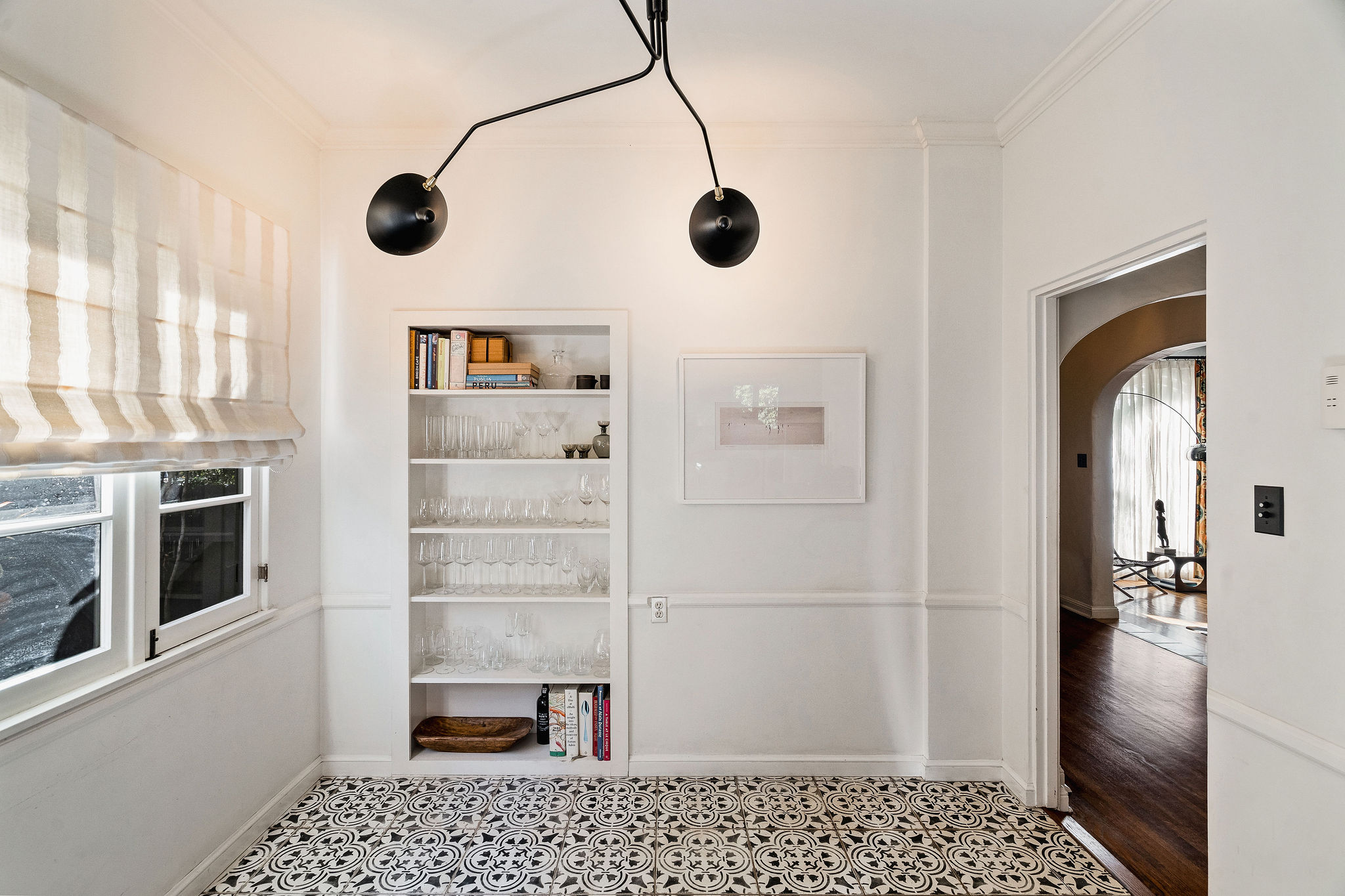 <?php the_title(); ?> - Gallery