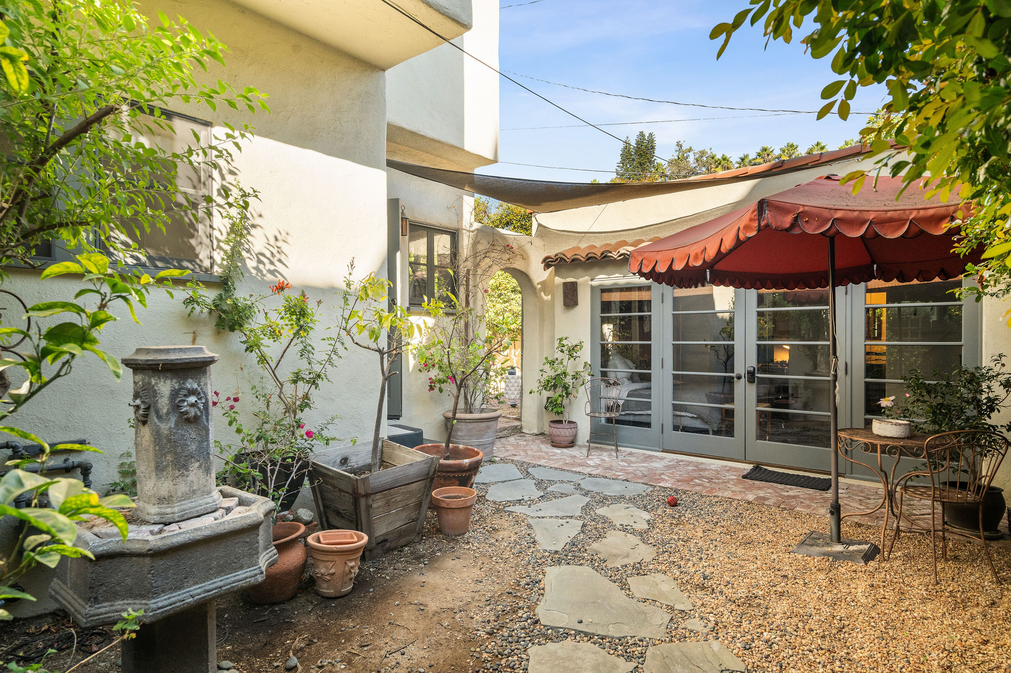 <?php the_title(); ?> - Gallery