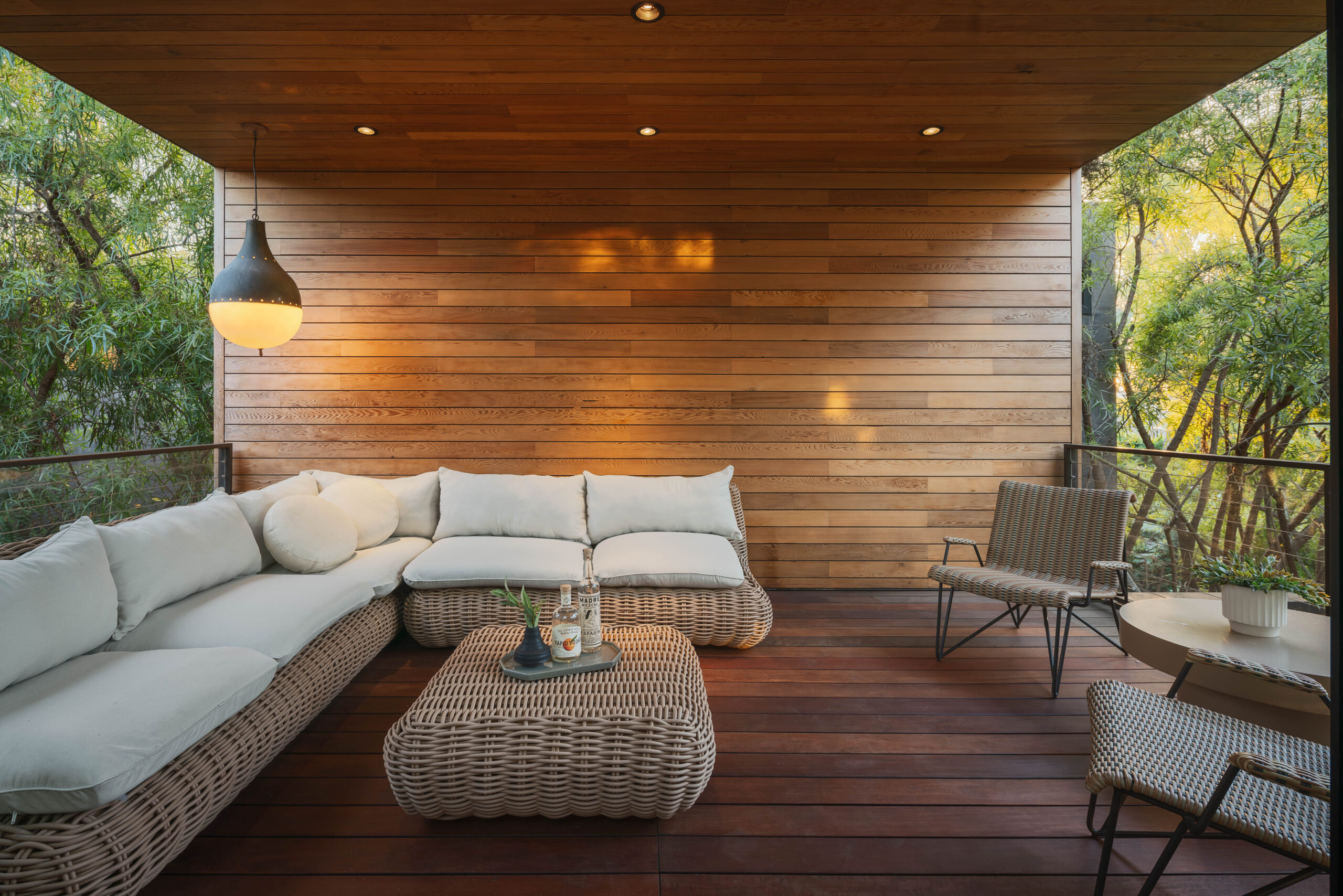 <?php the_title(); ?> - Gallery