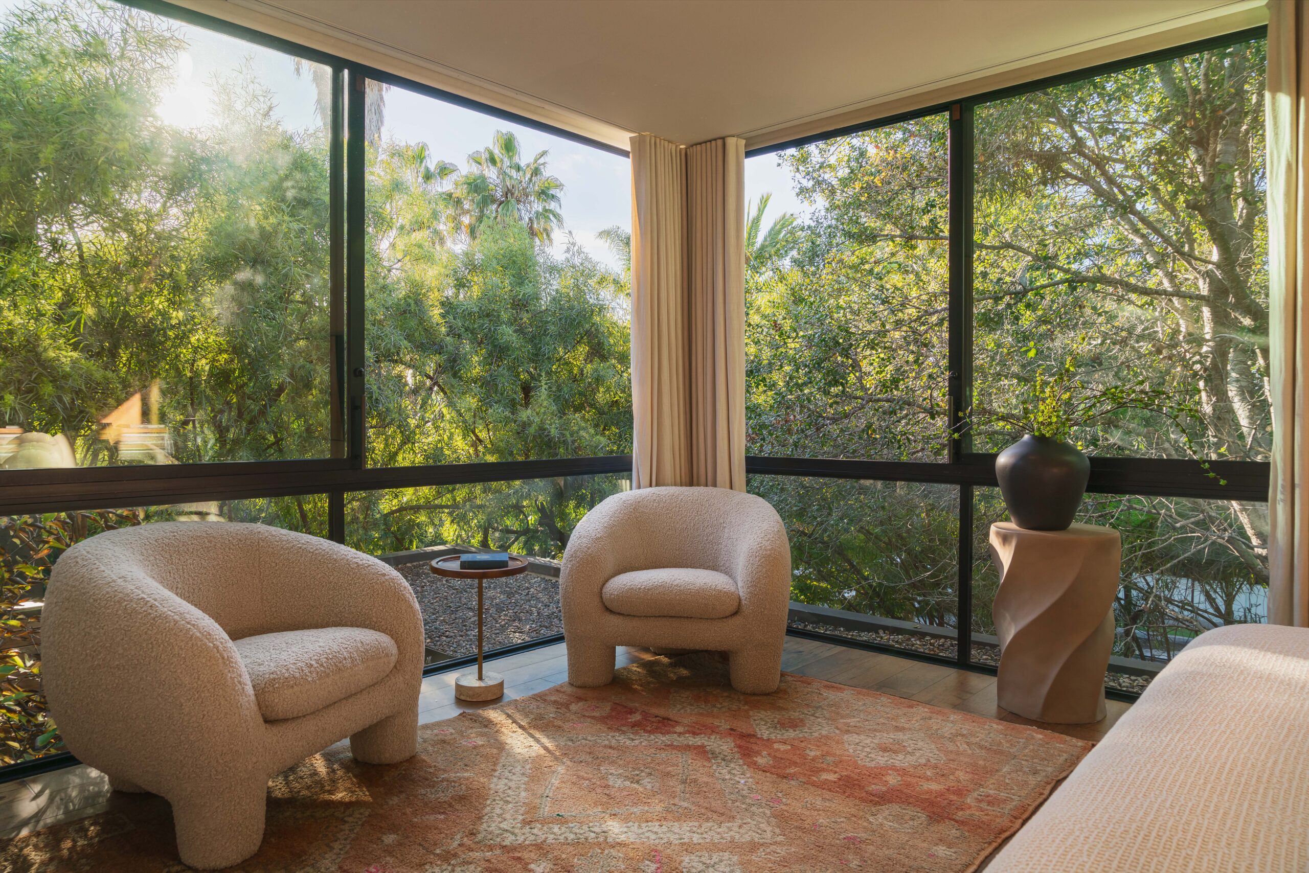 <?php the_title(); ?> - Gallery