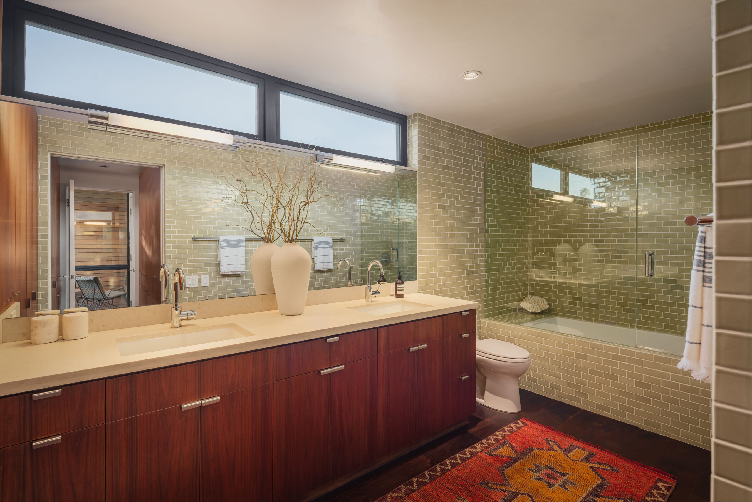 <?php the_title(); ?> - Gallery