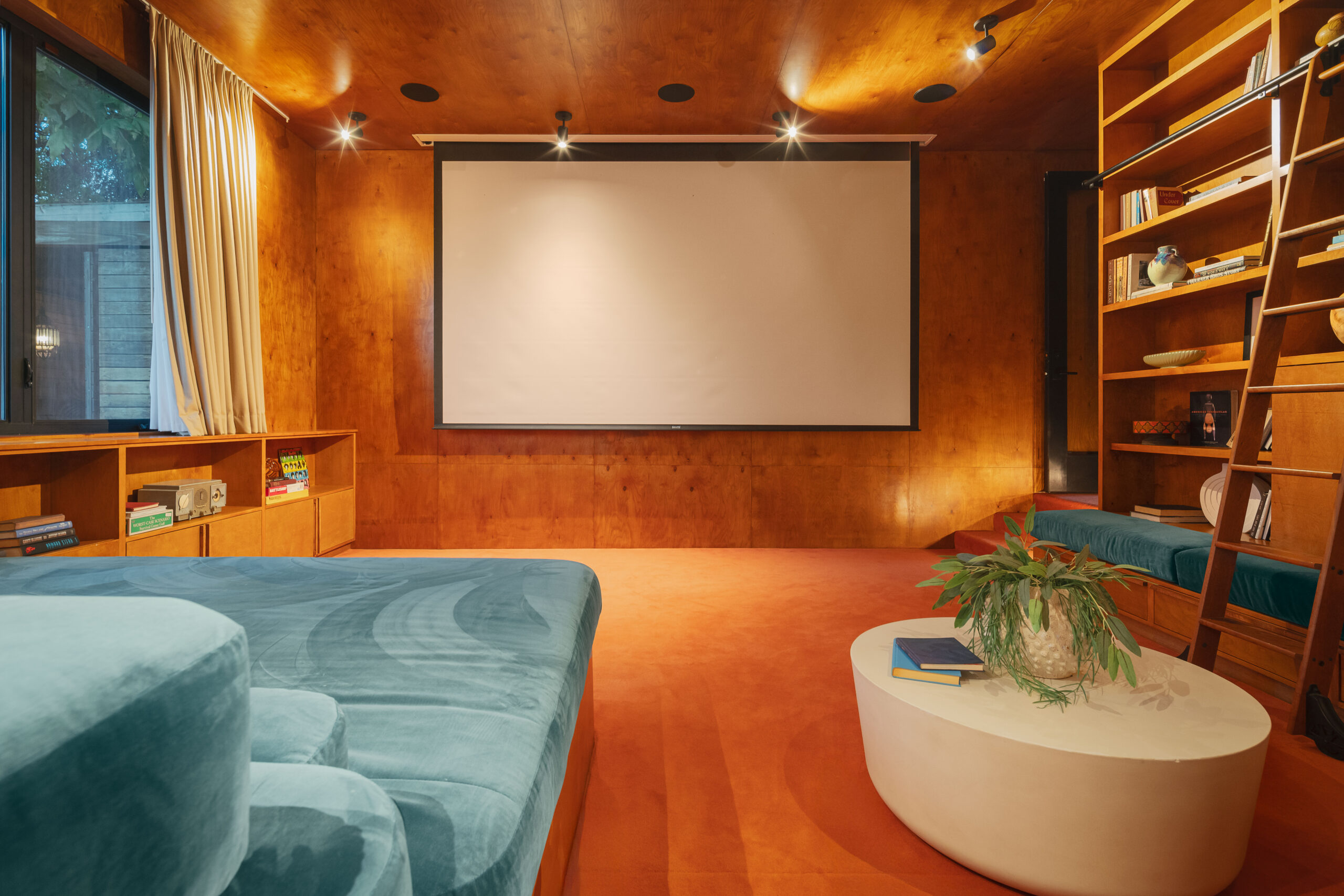 <?php the_title(); ?> - Gallery