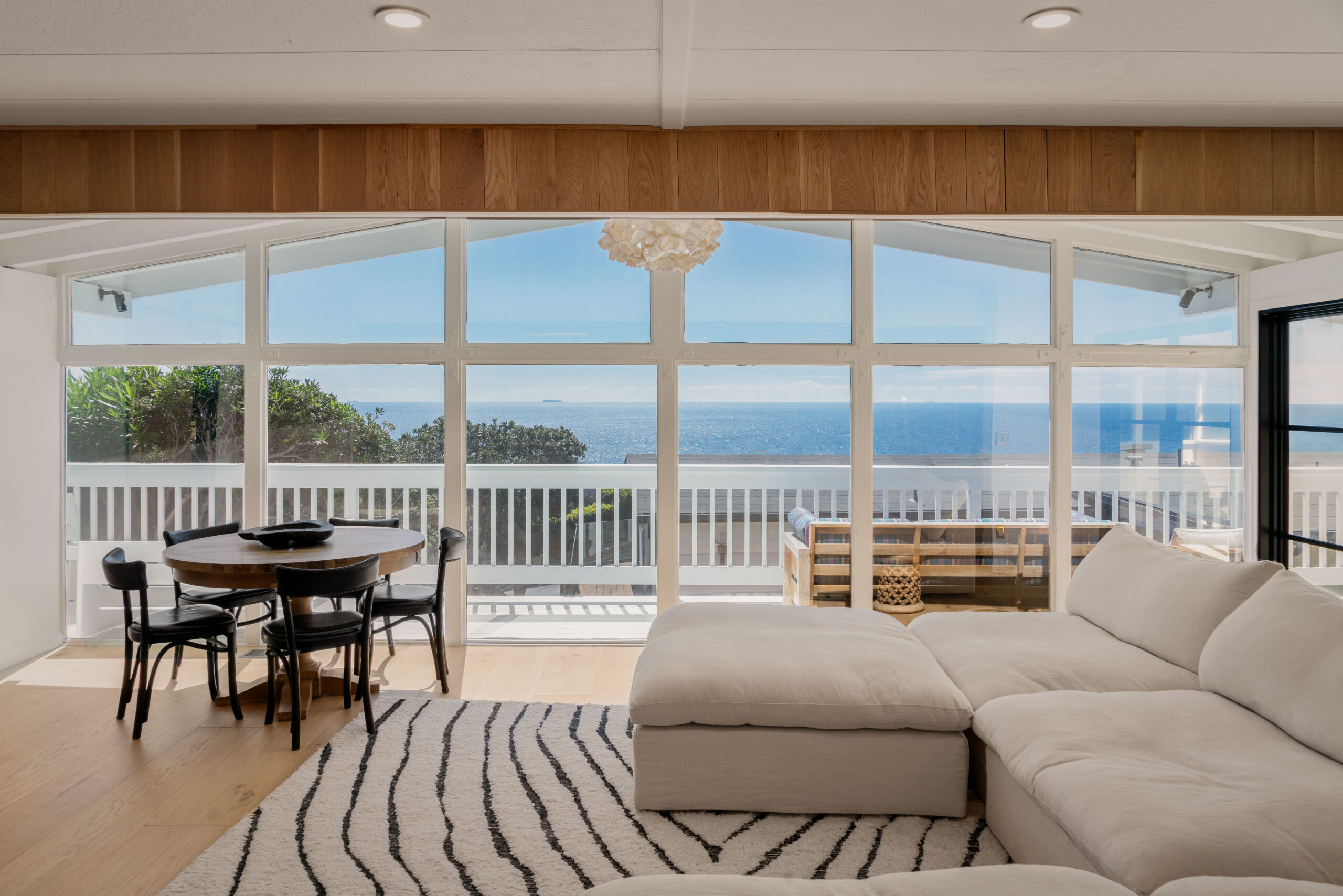 <?php the_title(); ?> - Gallery