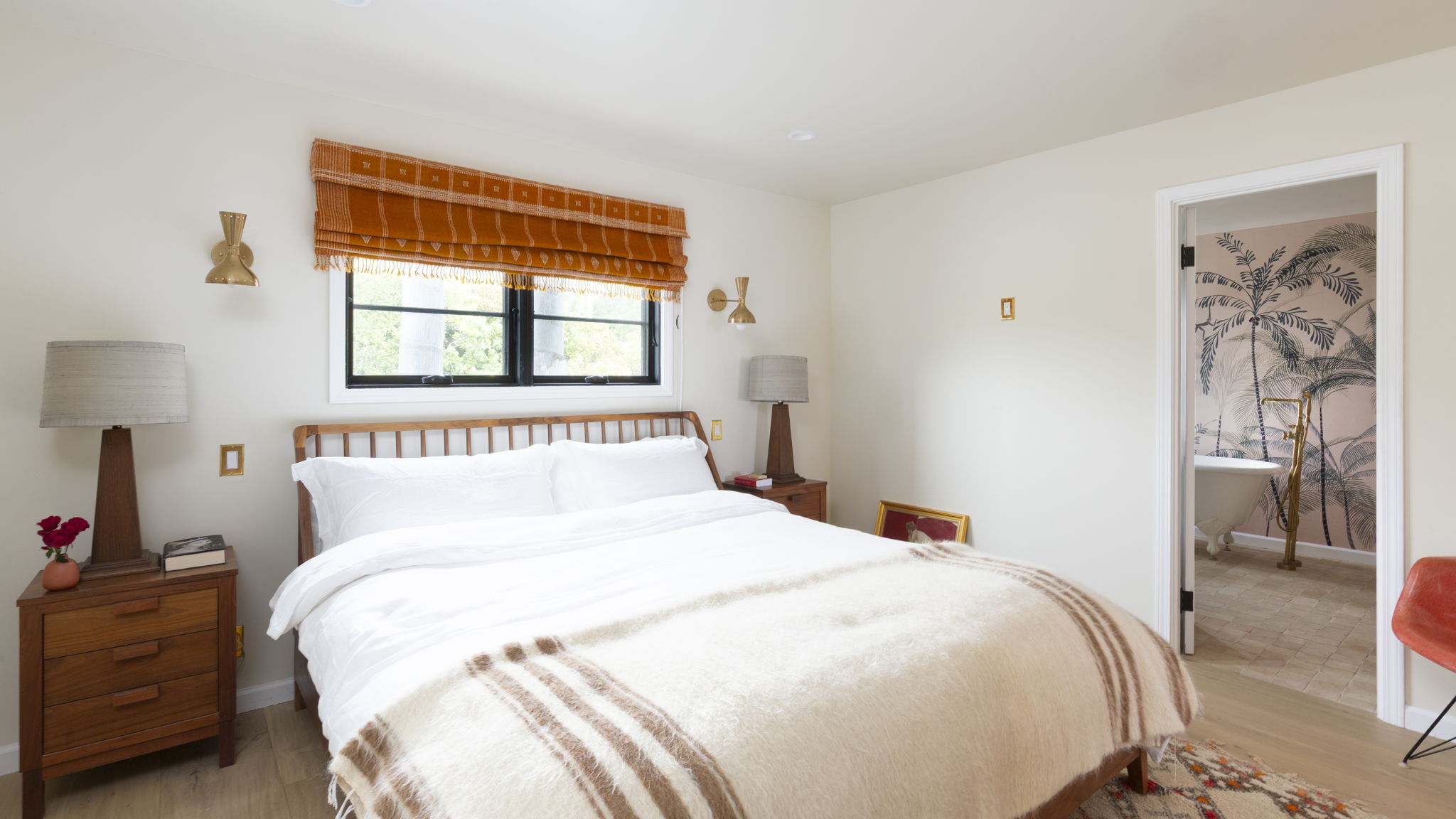 <?php the_title(); ?> - Gallery