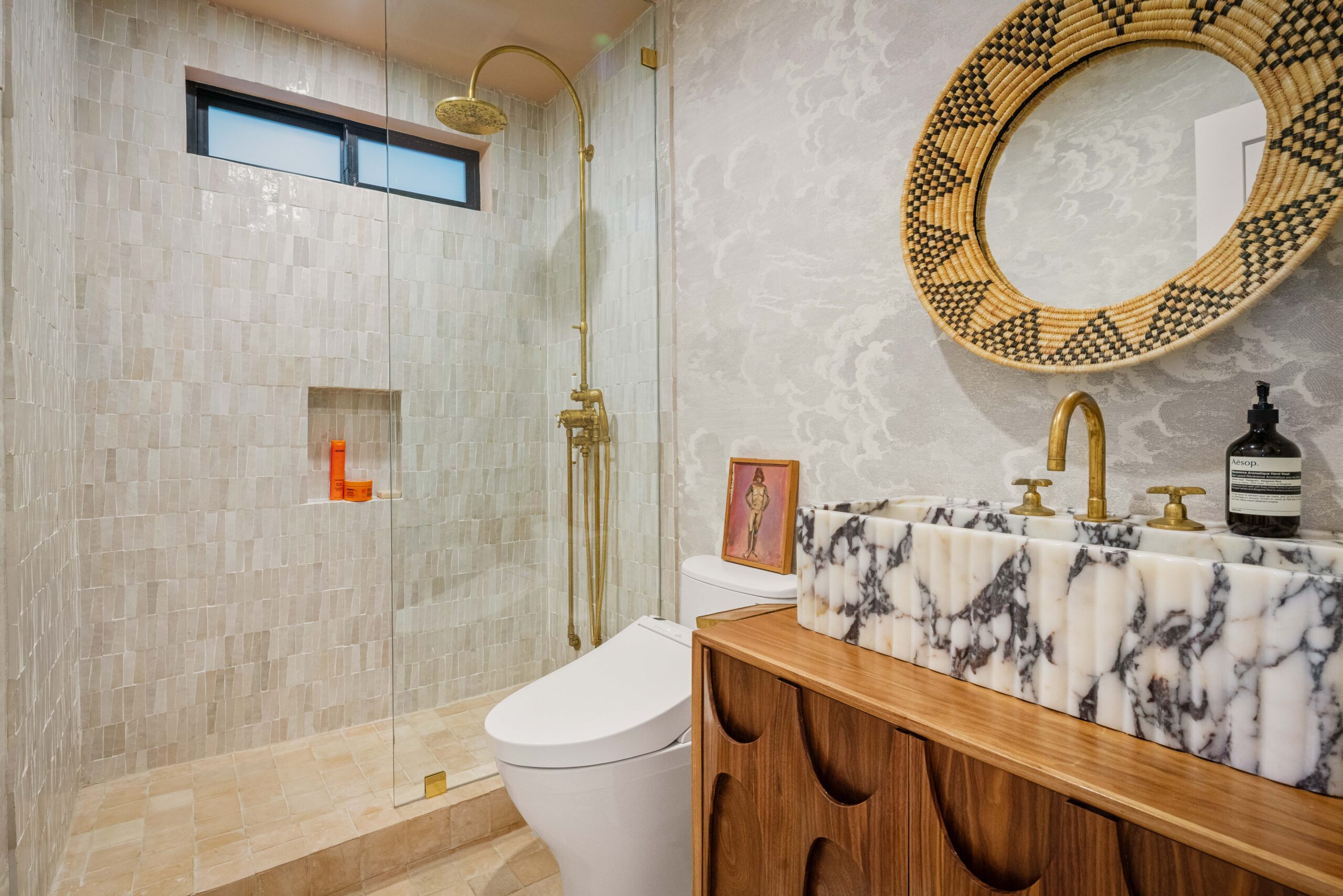 <?php the_title(); ?> - Gallery