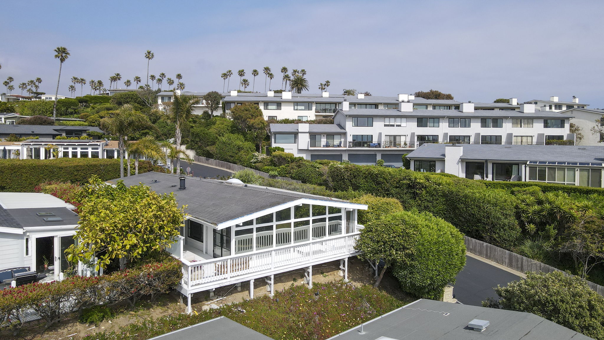 <?php the_title(); ?> - Gallery