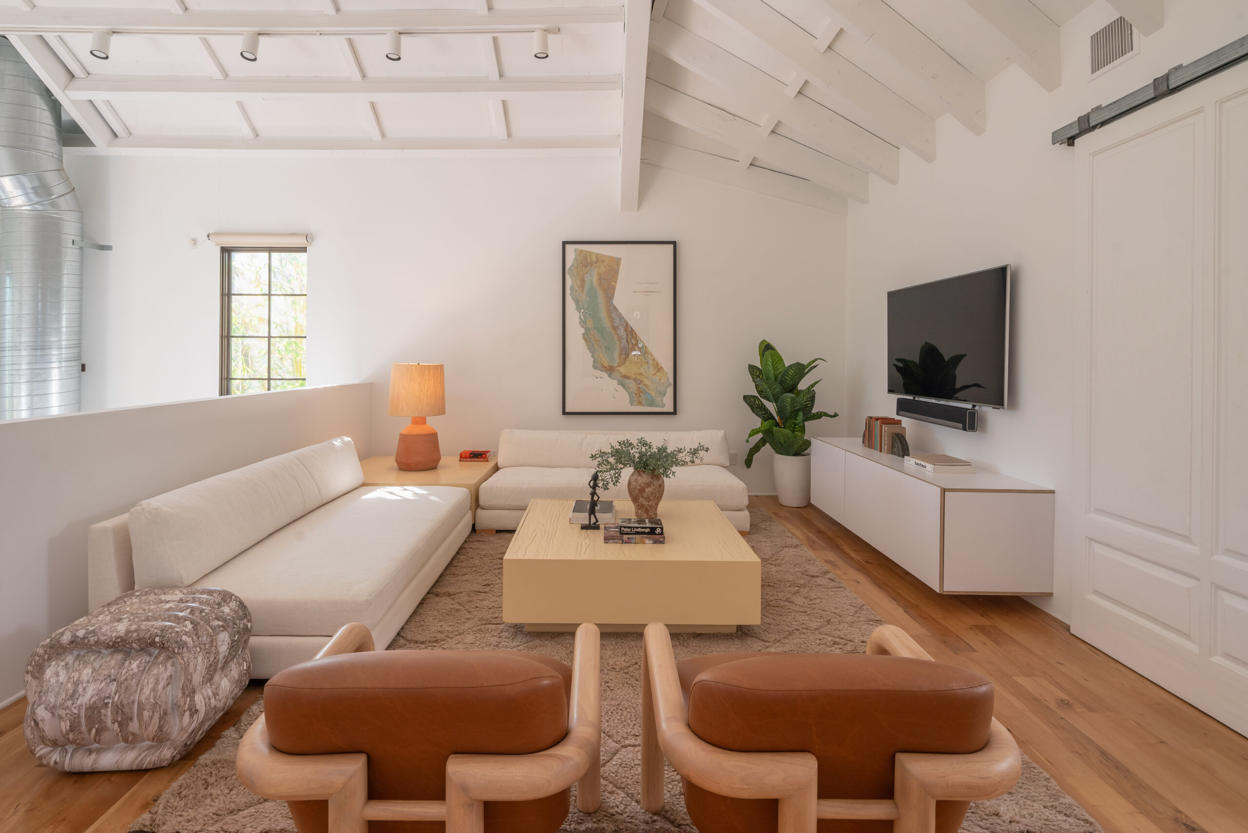 <?php the_title(); ?> - Gallery