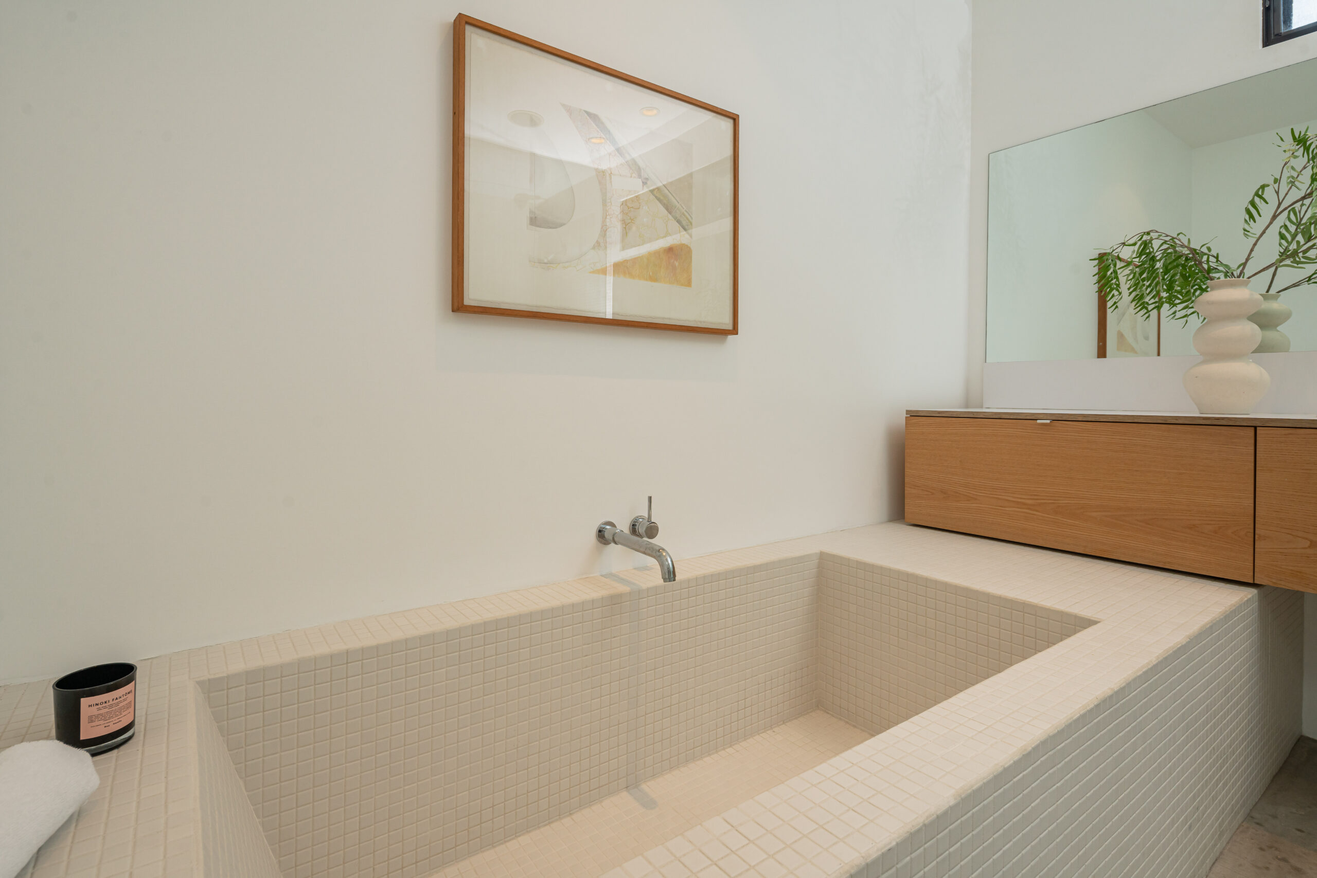 <?php the_title(); ?> - Gallery