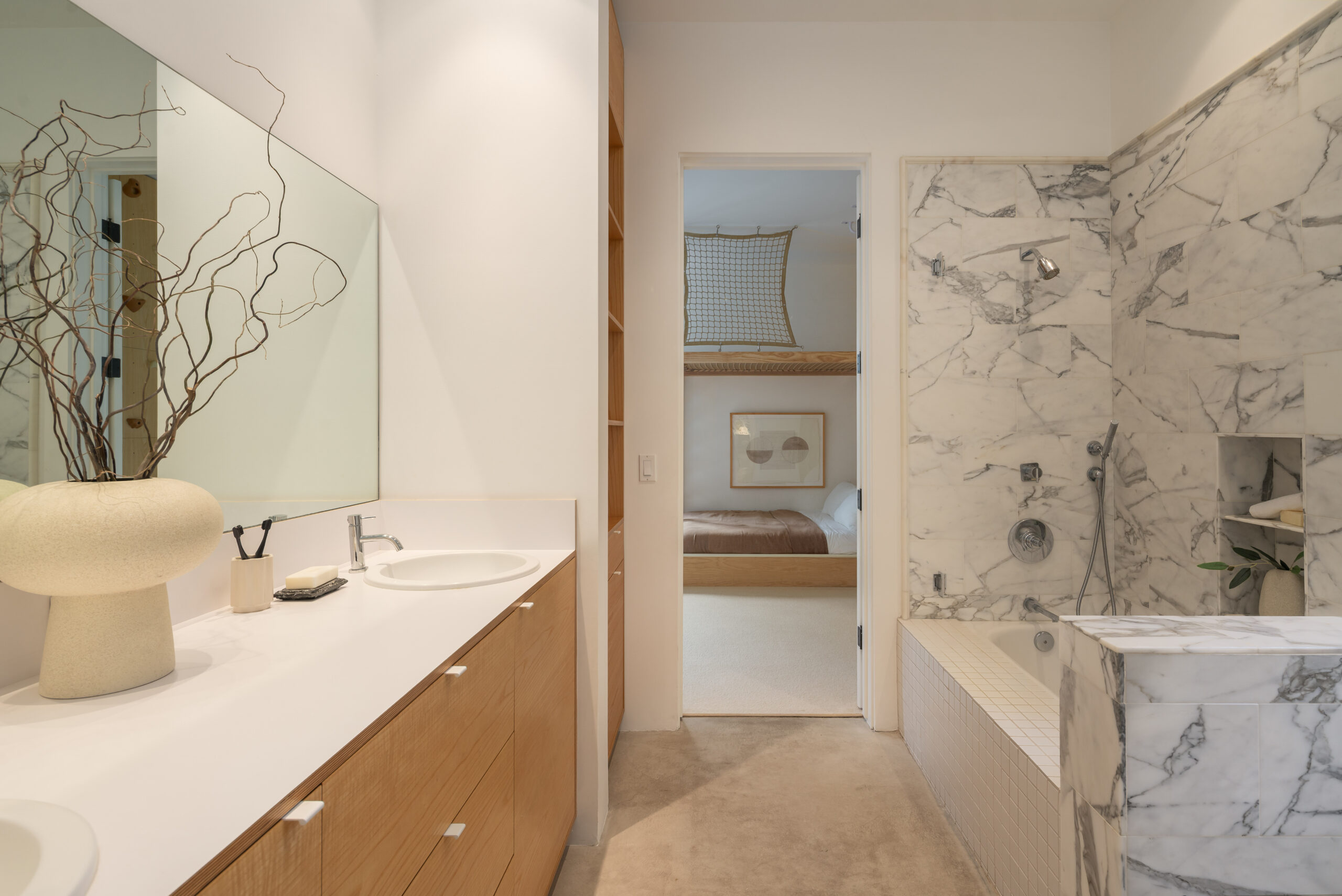 <?php the_title(); ?> - Gallery