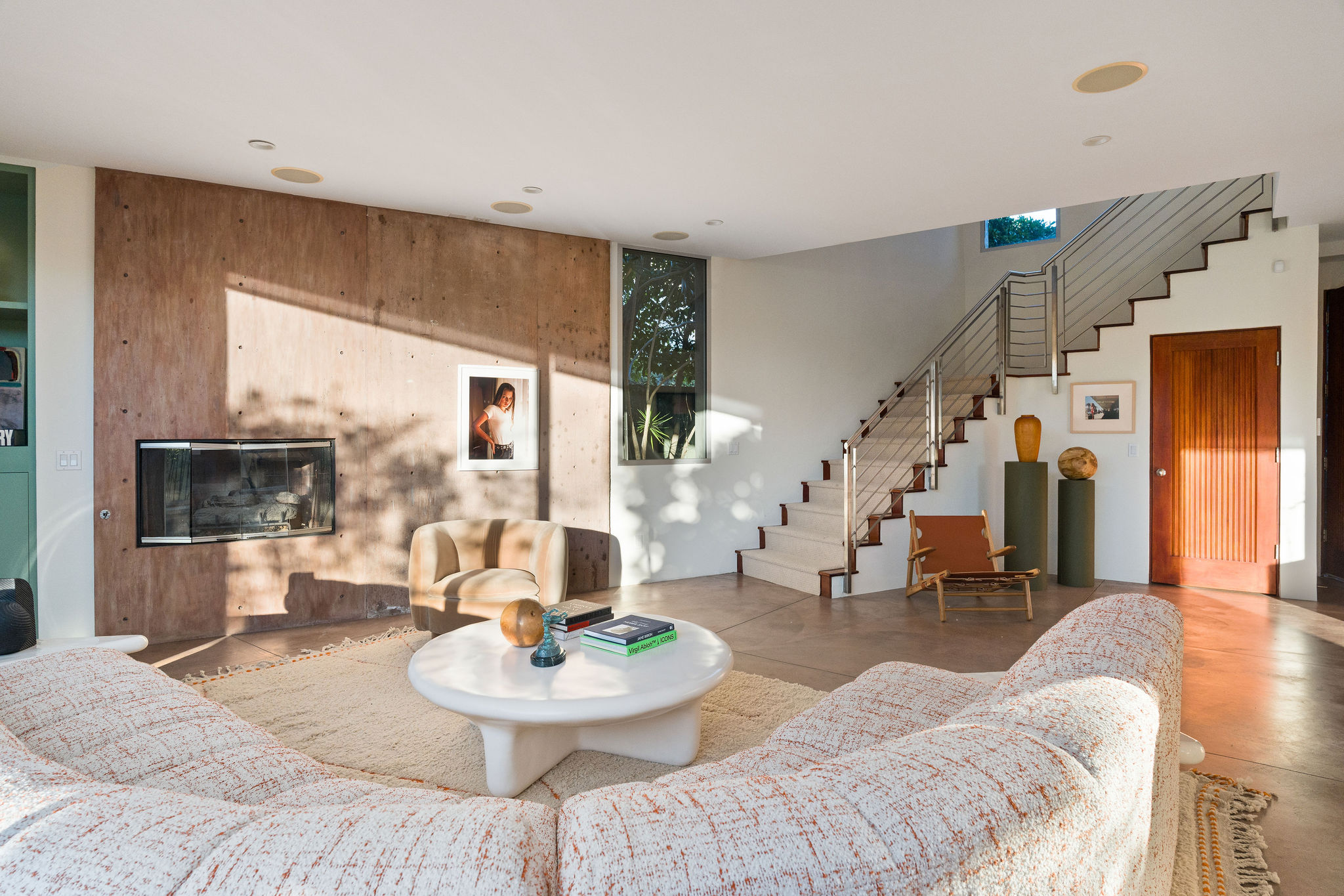 <?php the_title(); ?> - Gallery