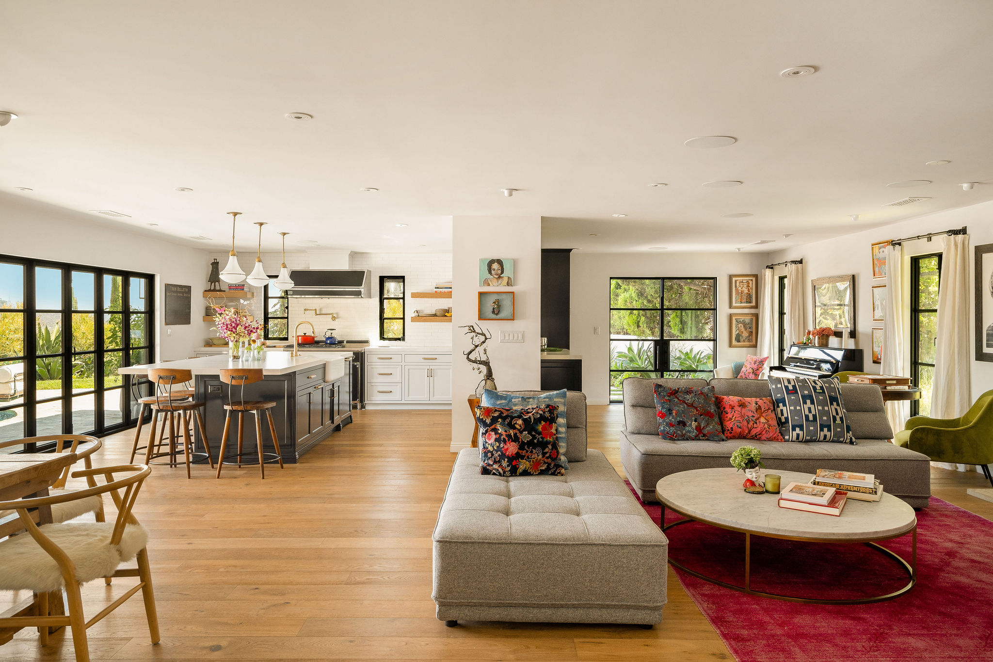 <?php the_title(); ?> - Gallery