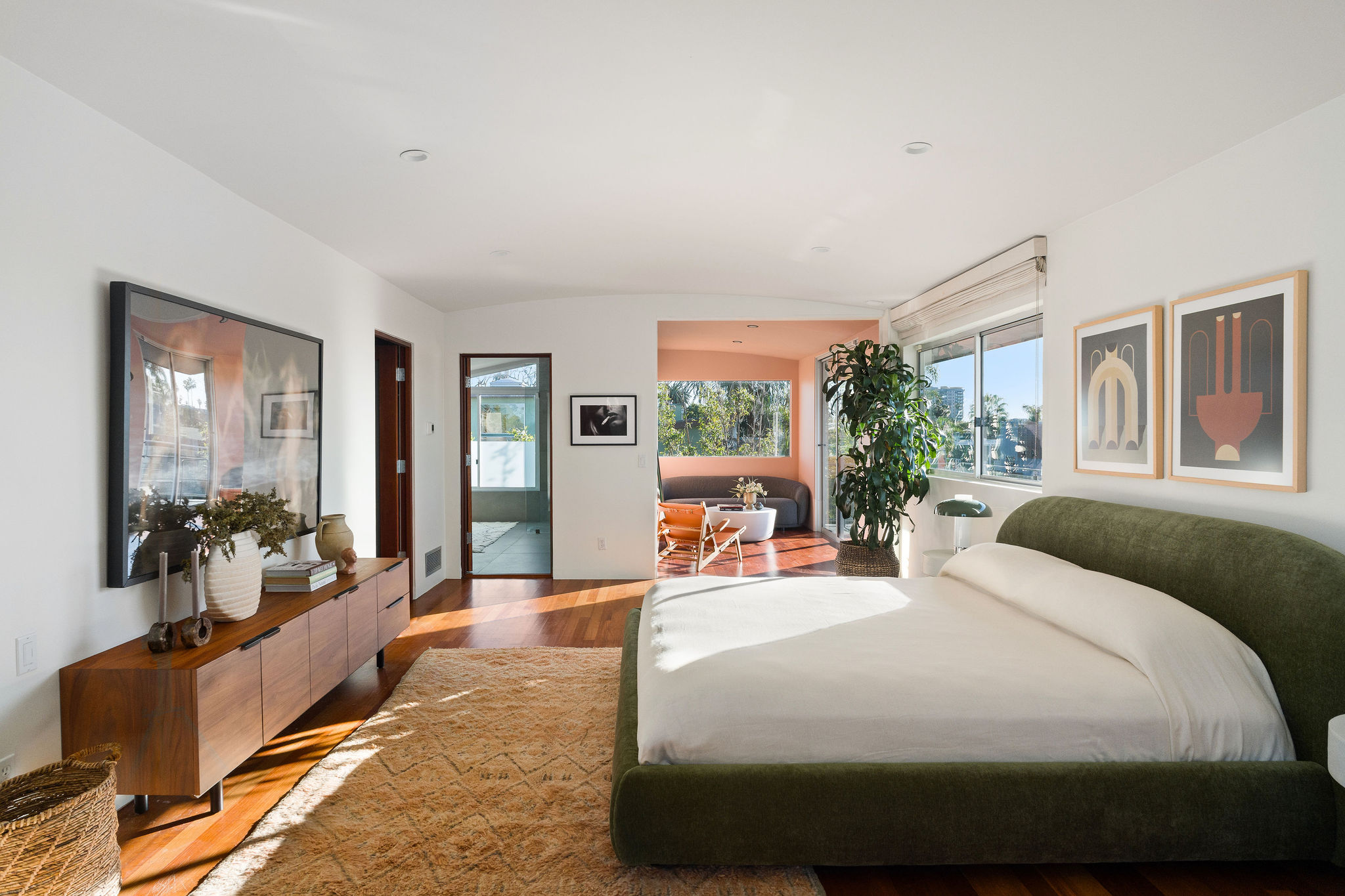 <?php the_title(); ?> - Gallery