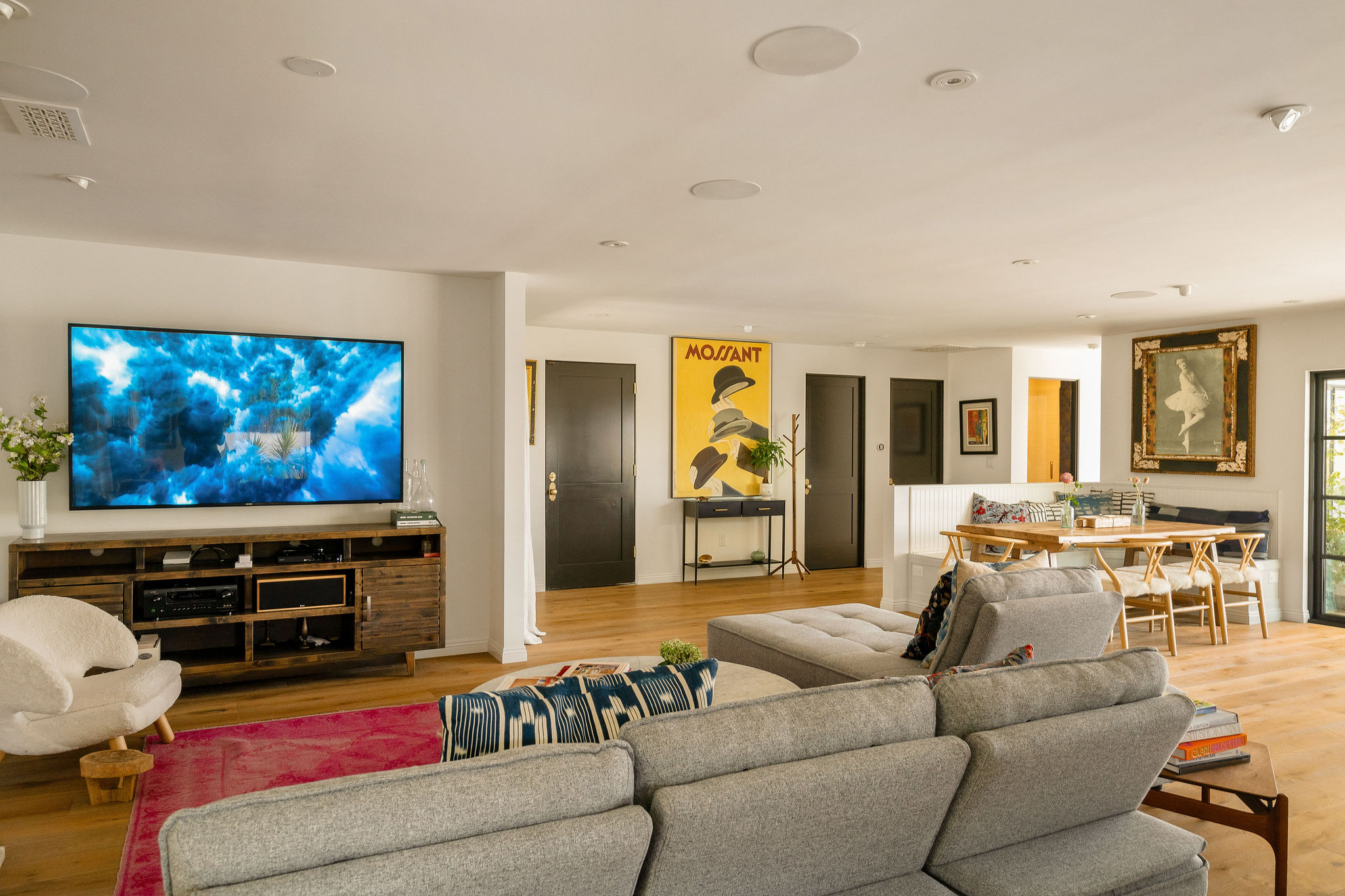 <?php the_title(); ?> - Gallery