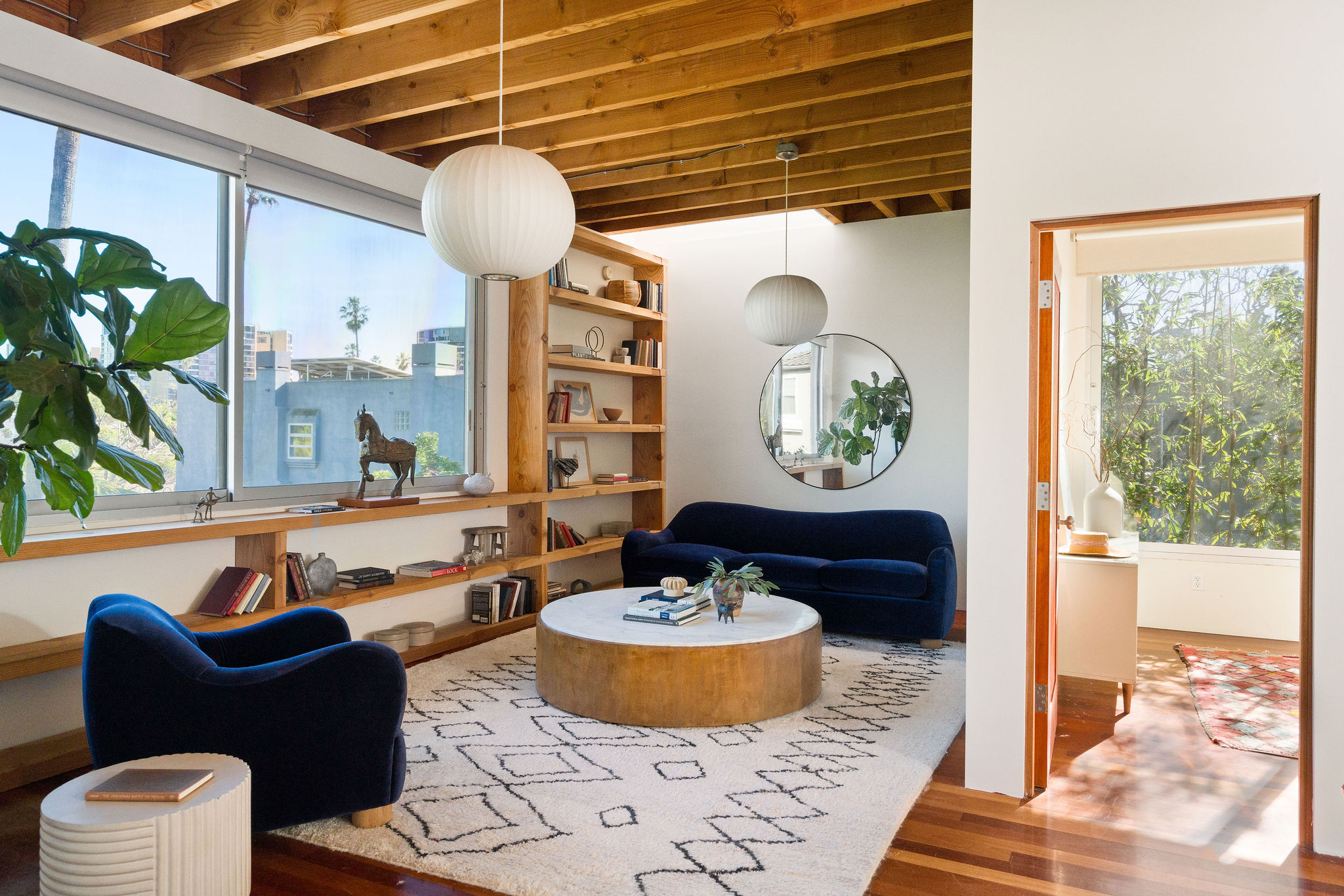 <?php the_title(); ?> - Gallery