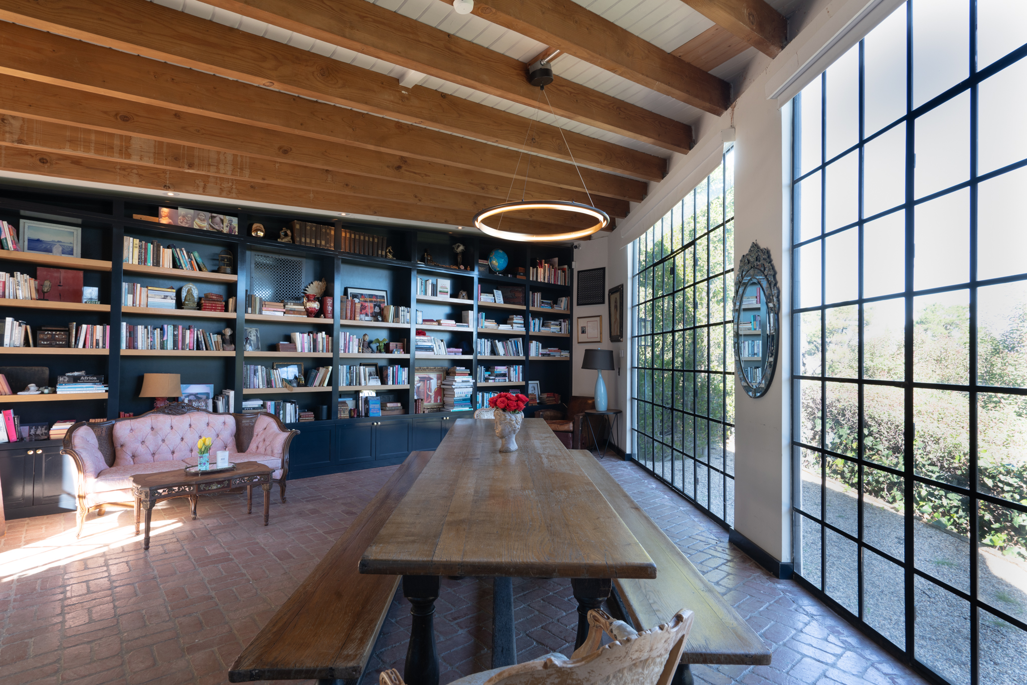 <?php the_title(); ?> - Gallery