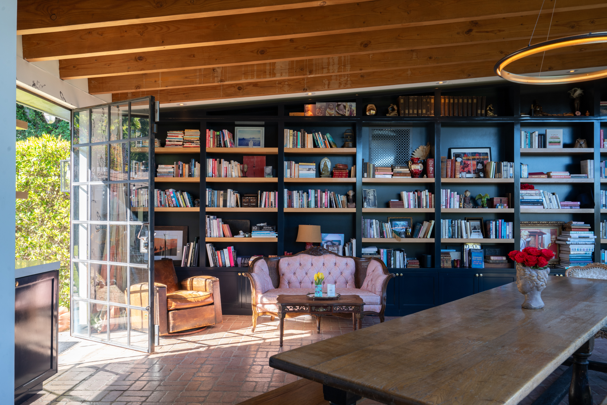 <?php the_title(); ?> - Gallery