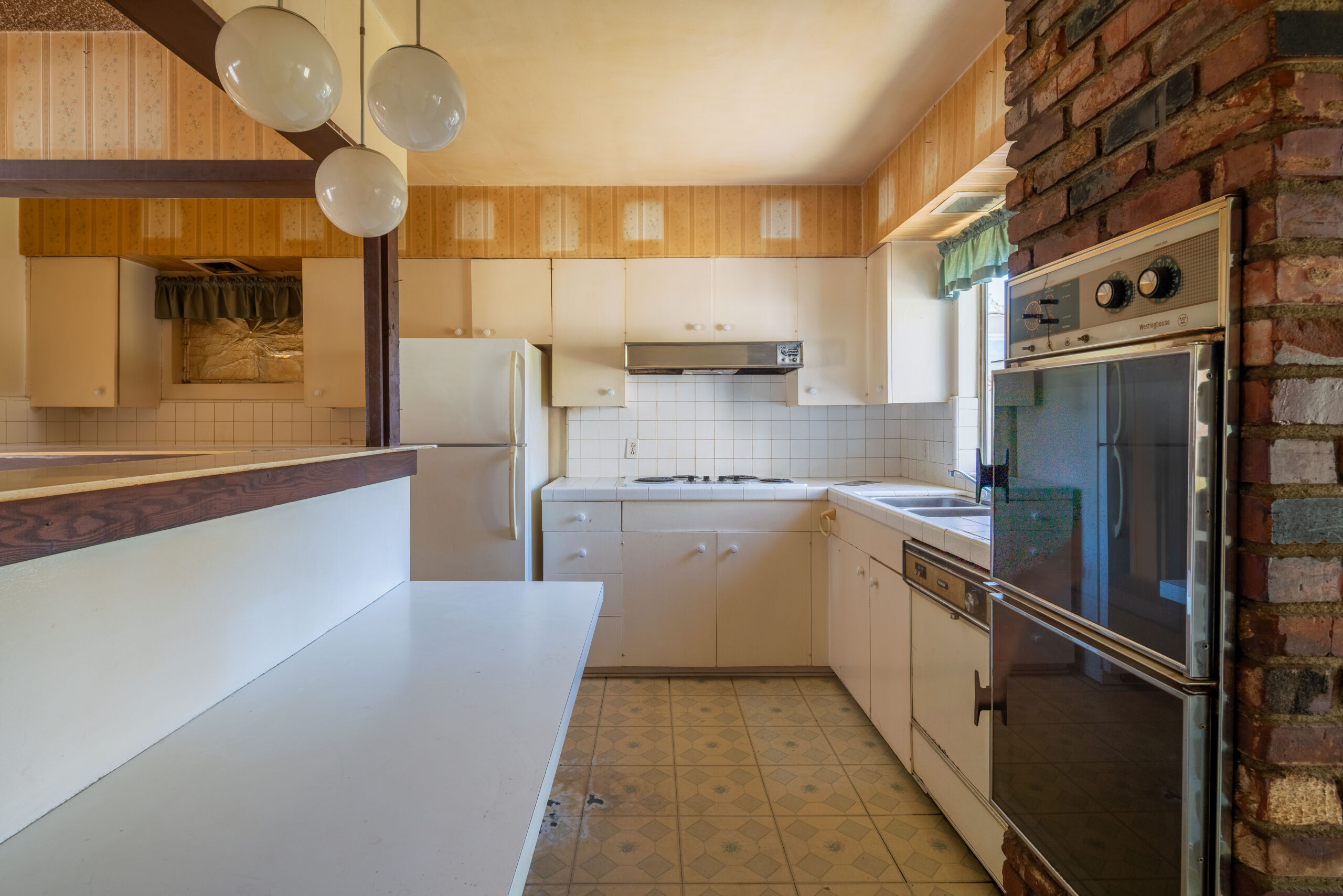 <?php the_title(); ?> - Gallery