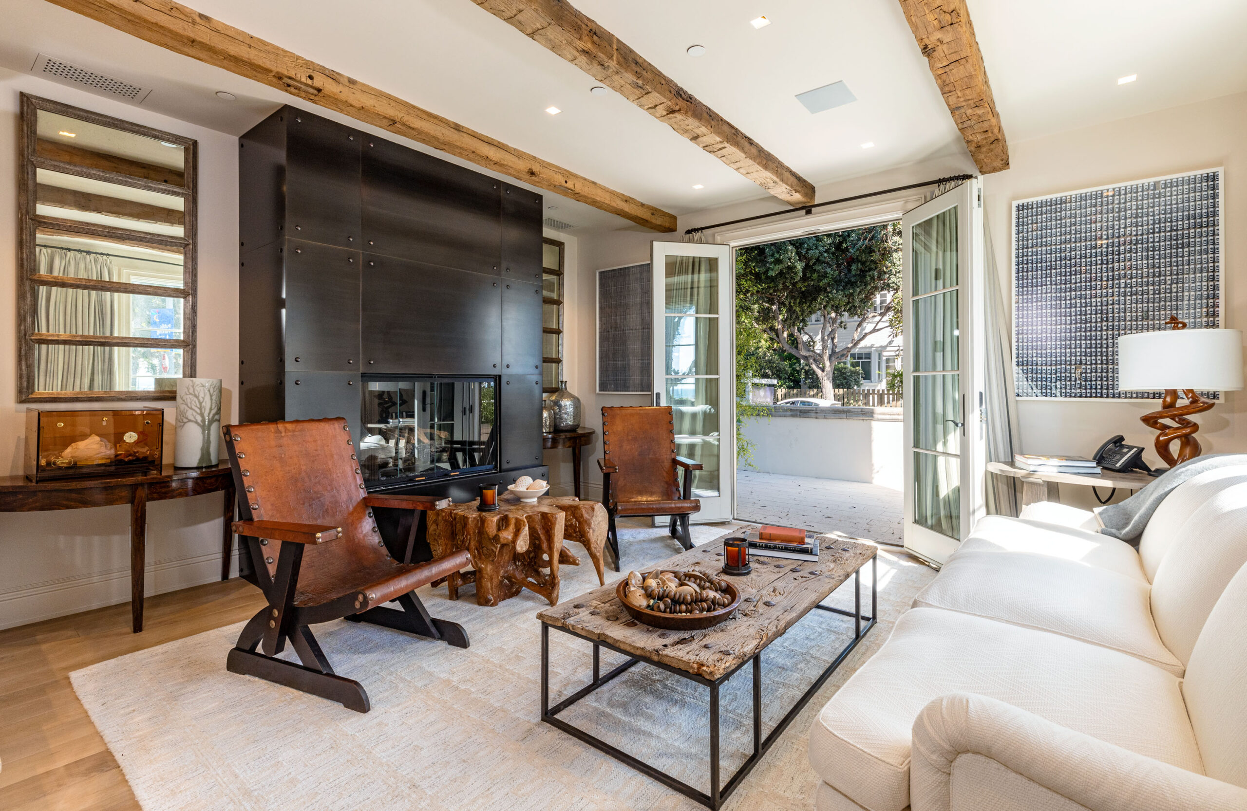 <?php the_title(); ?> - Gallery