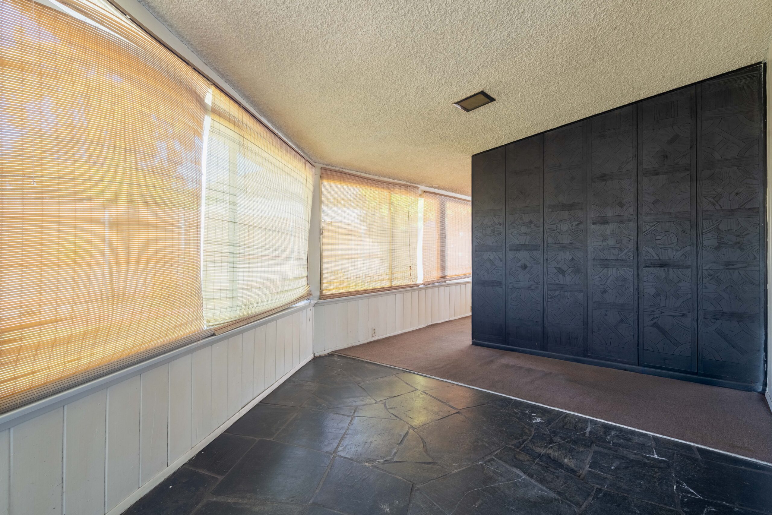 <?php the_title(); ?> - Gallery