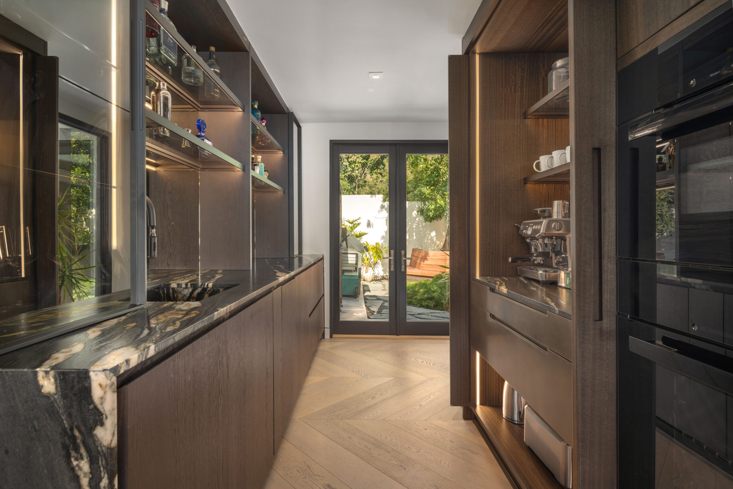 <?php the_title(); ?> - Gallery