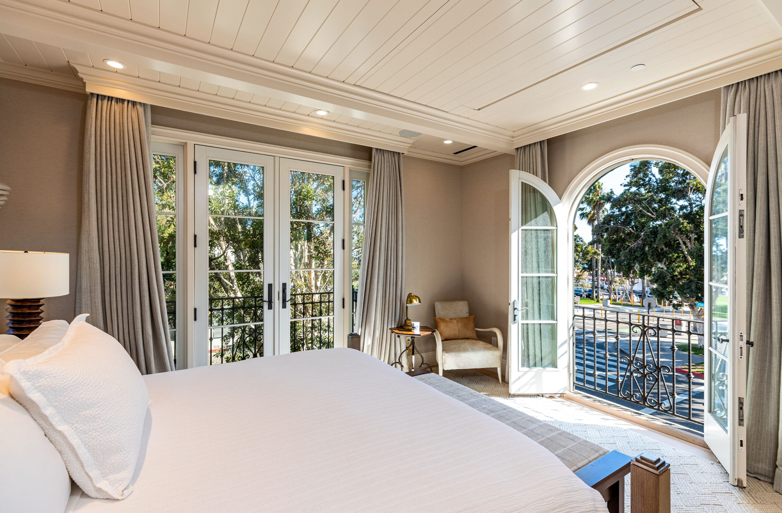 <?php the_title(); ?> - Gallery