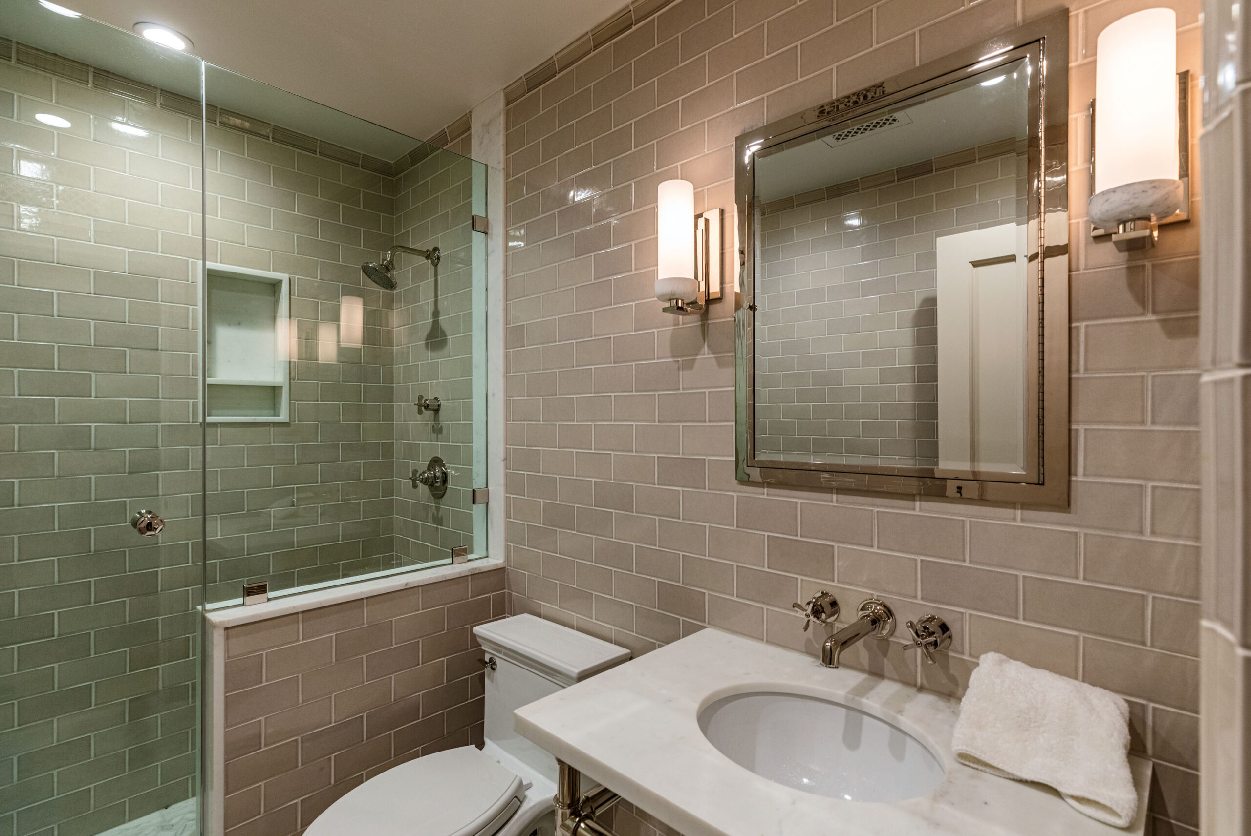 <?php the_title(); ?> - Gallery