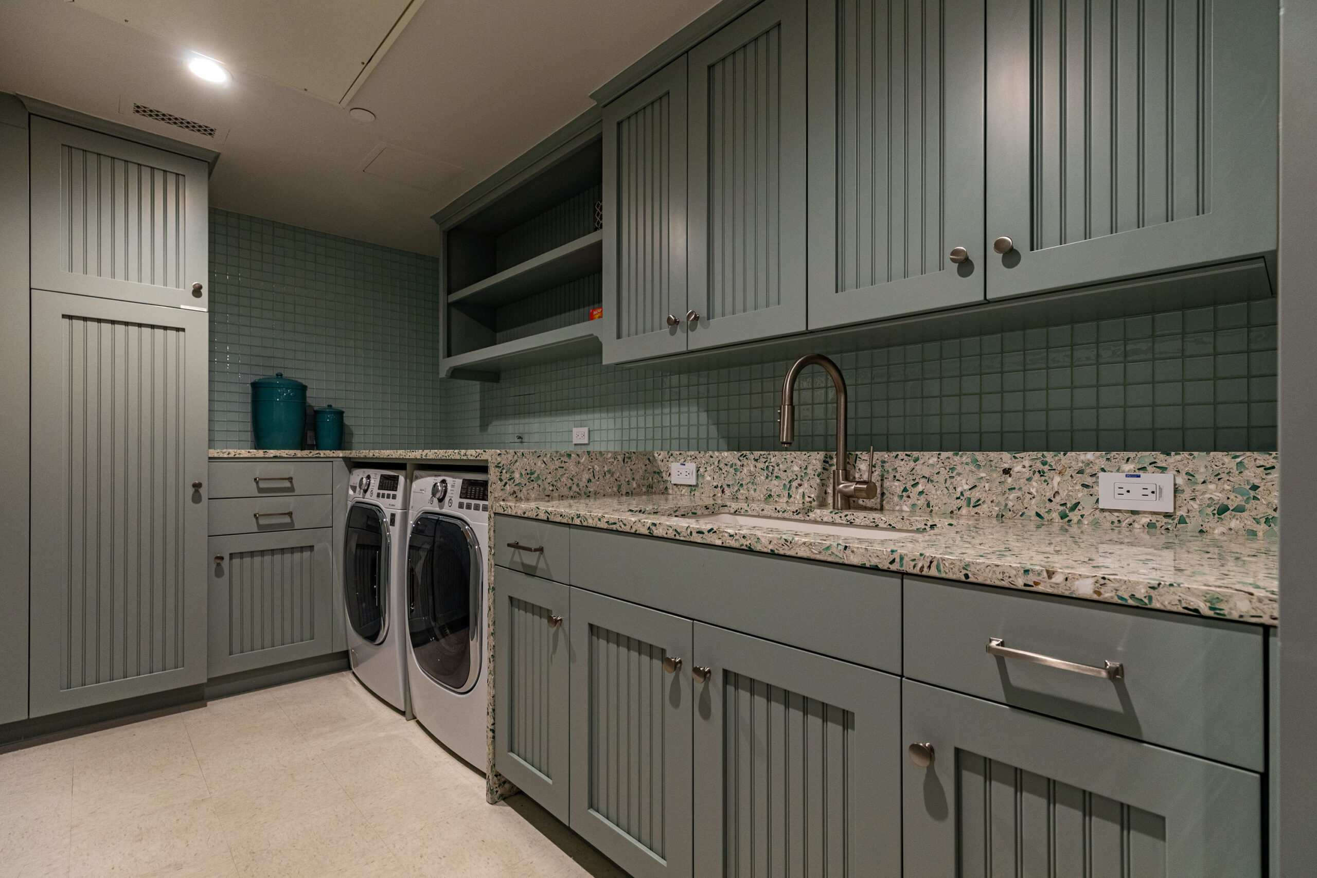 <?php the_title(); ?> - Gallery