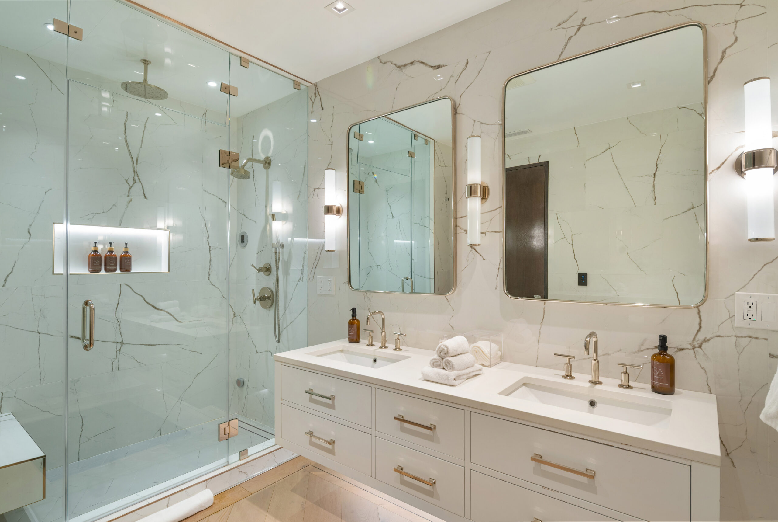 <?php the_title(); ?> - Gallery