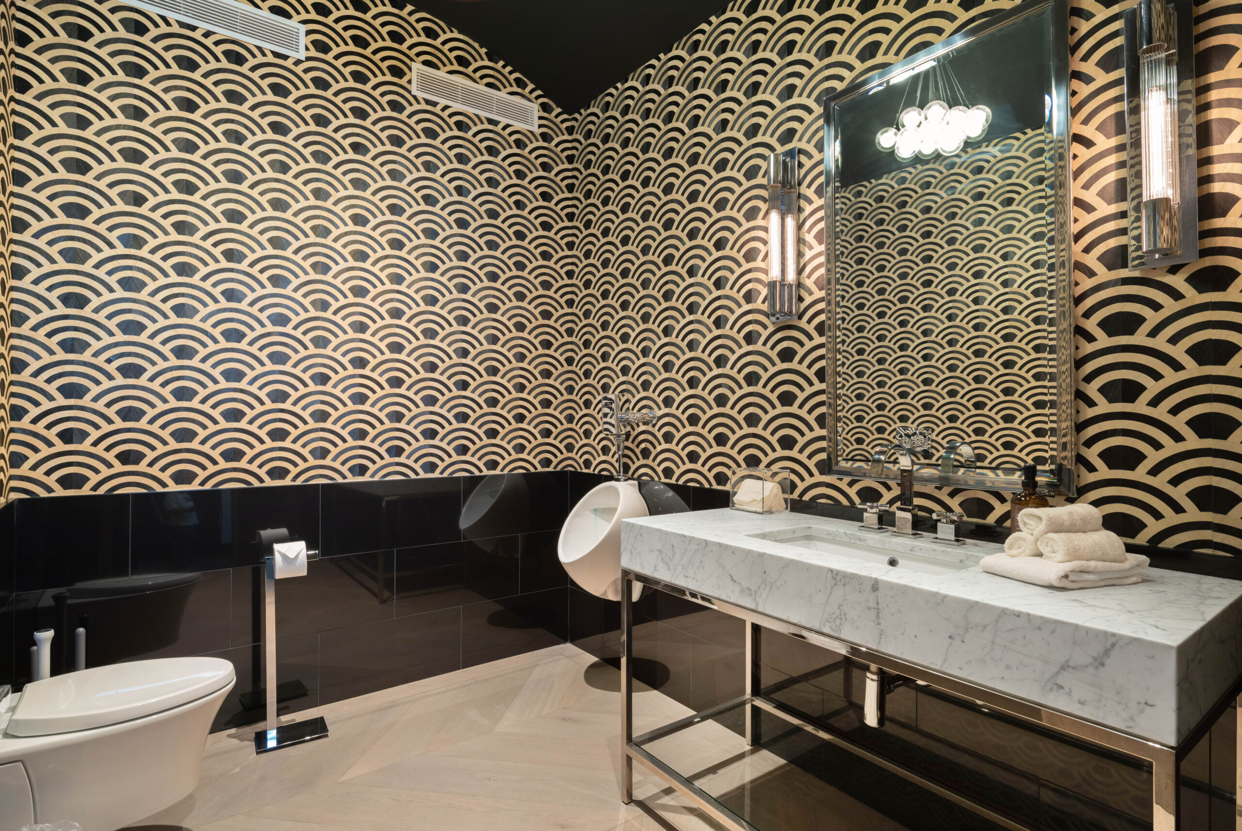 <?php the_title(); ?> - Gallery