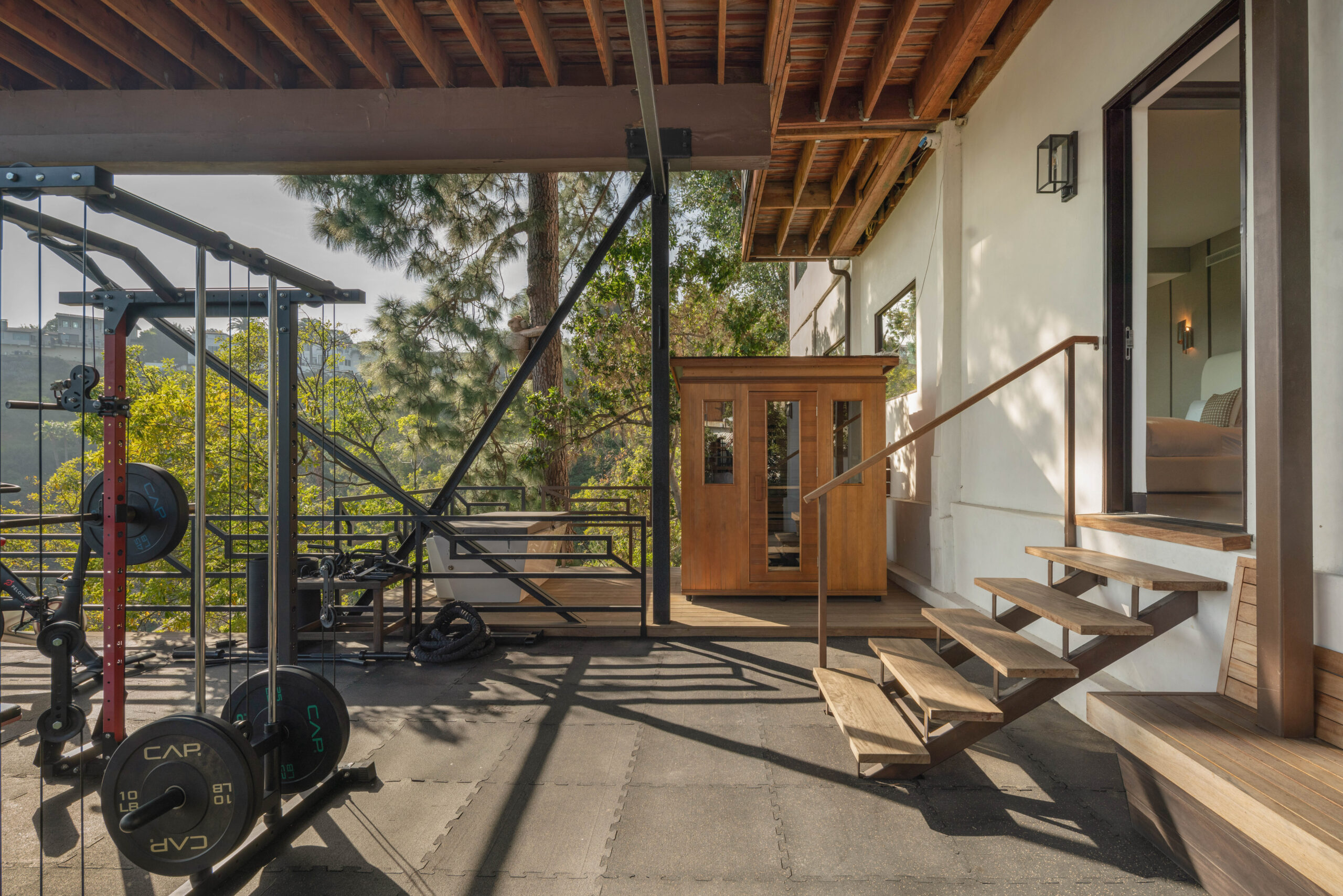 <?php the_title(); ?> - Gallery