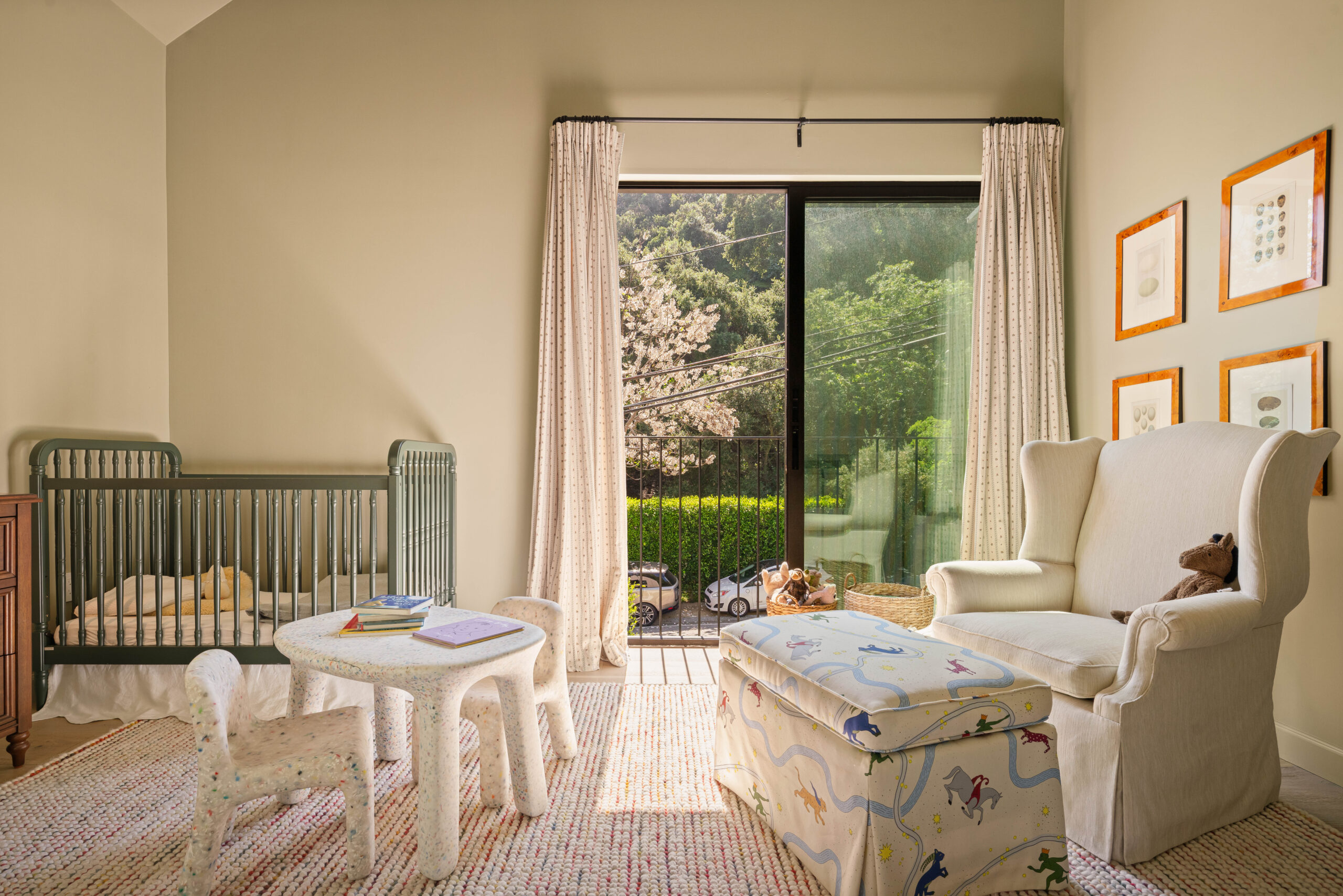 <?php the_title(); ?> - Gallery