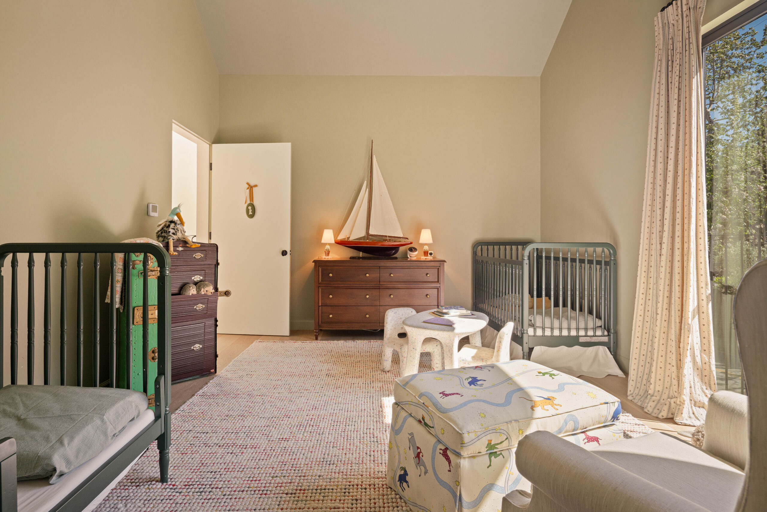 <?php the_title(); ?> - Gallery