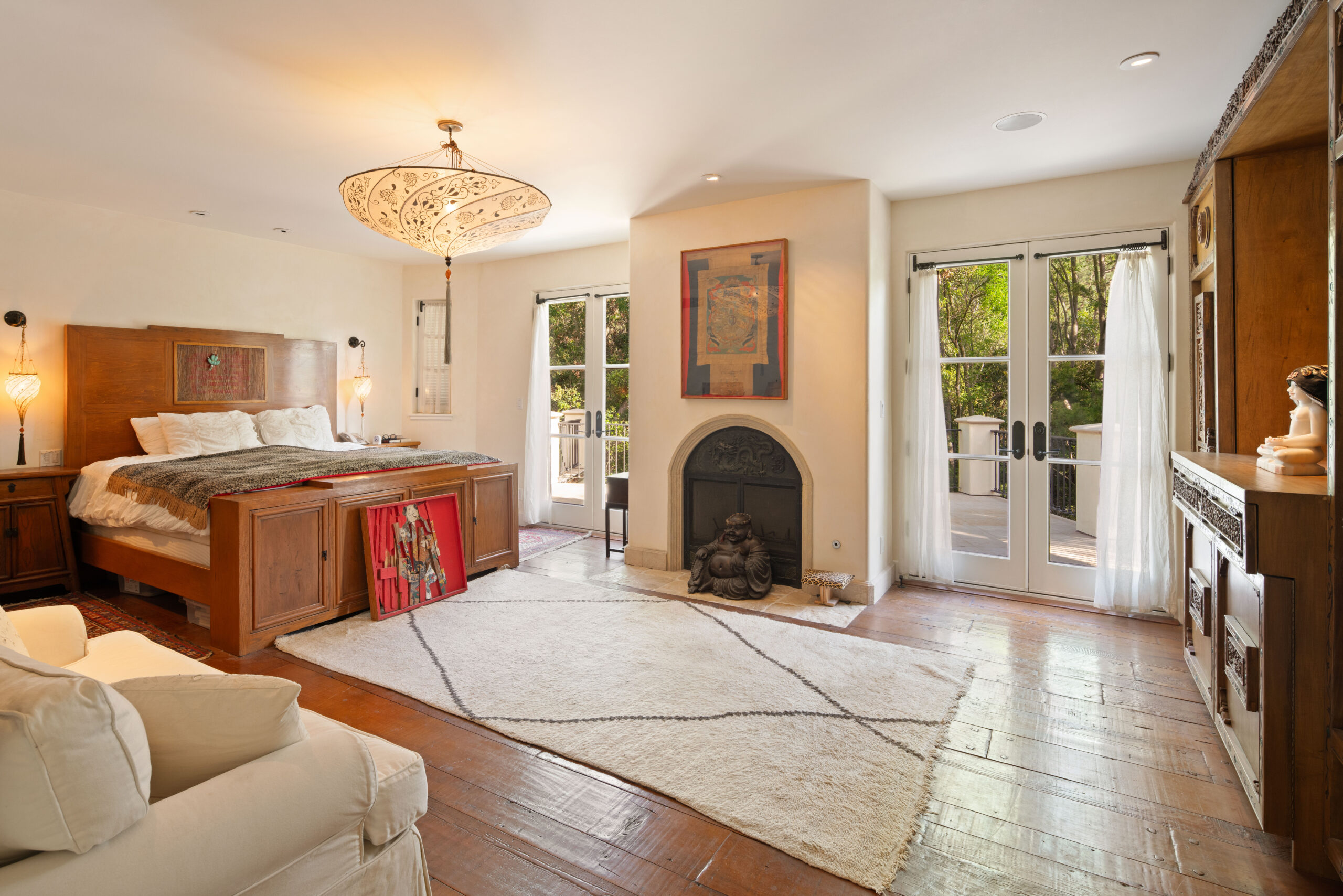 <?php the_title(); ?> - Gallery