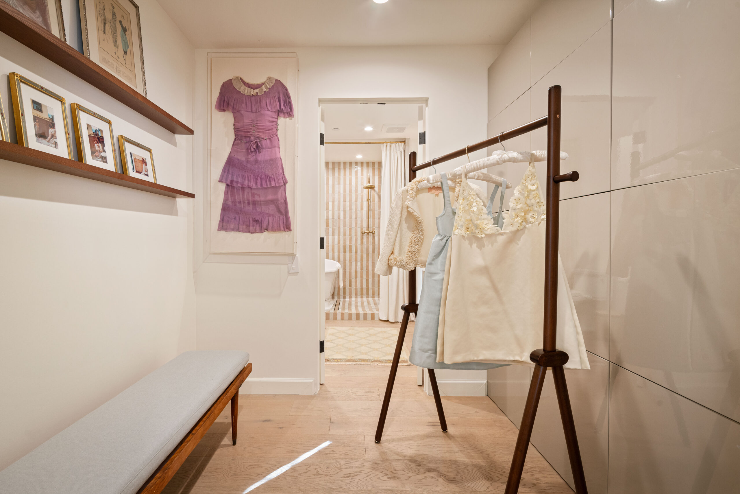 <?php the_title(); ?> - Gallery